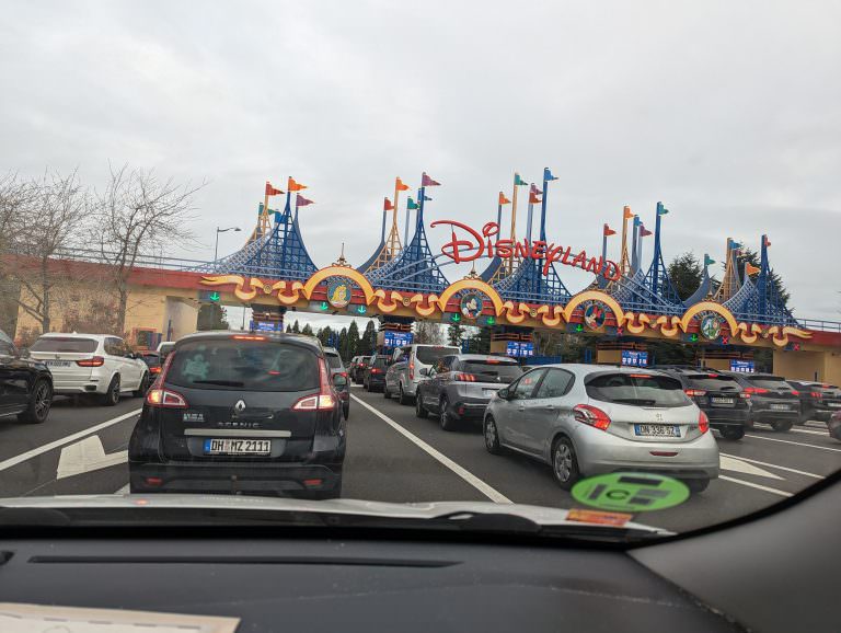 parking gratuito disneyland paris