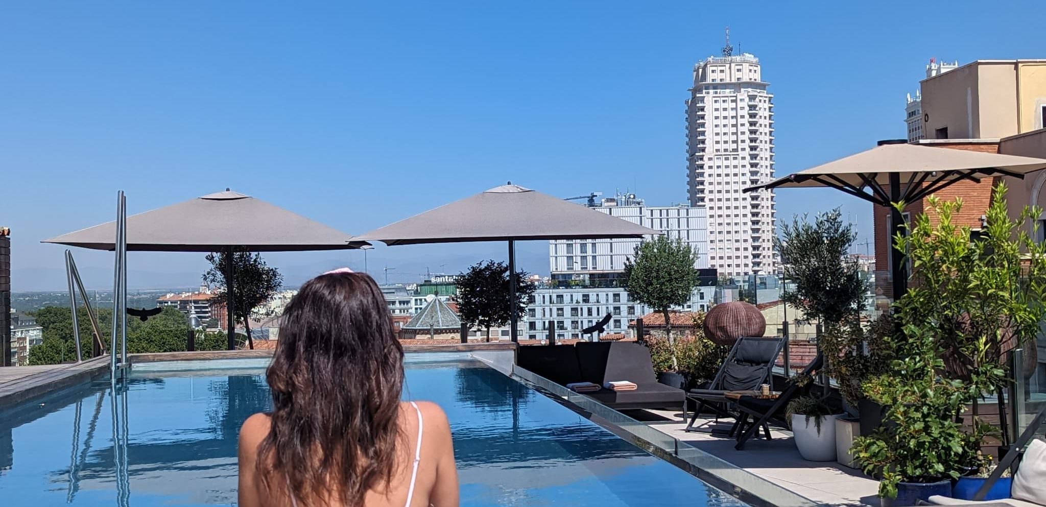 piscina hotel duques gran meliá